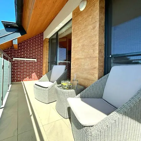 Seashell By Triapart *