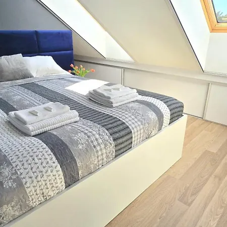 Apartment Seashell By Triapart Jantar